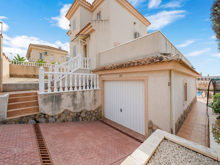 Villa for Sale in Rojales Hills, Rojales, Alicante 8