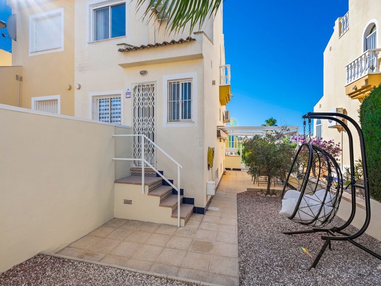 Town House for Sale in Benimar, Benijófar, Alicante 13