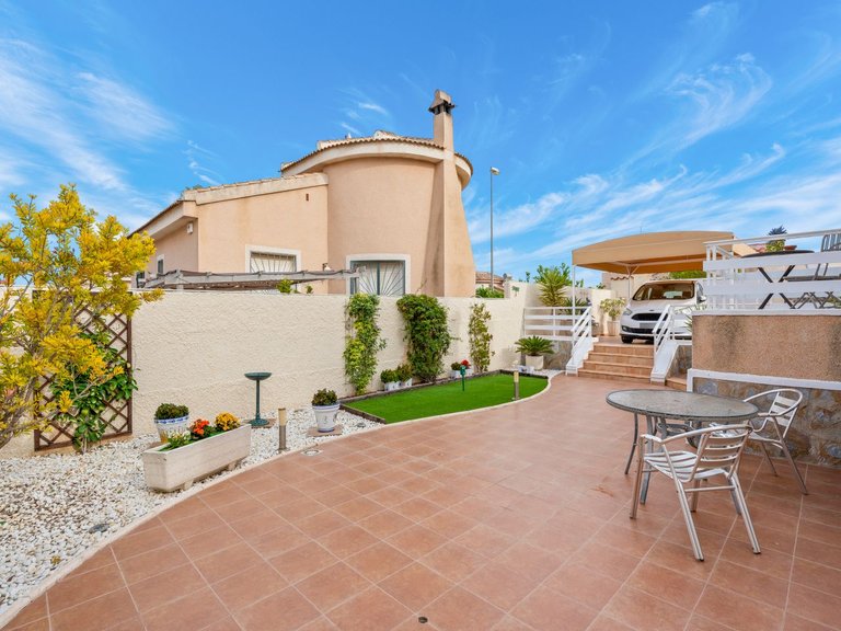 Villa for Sale in Rojales Hills, Rojales, Alicante 3