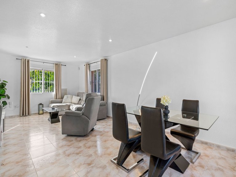 Villa for Sale in Benimar, Benijófar, Alicante 15