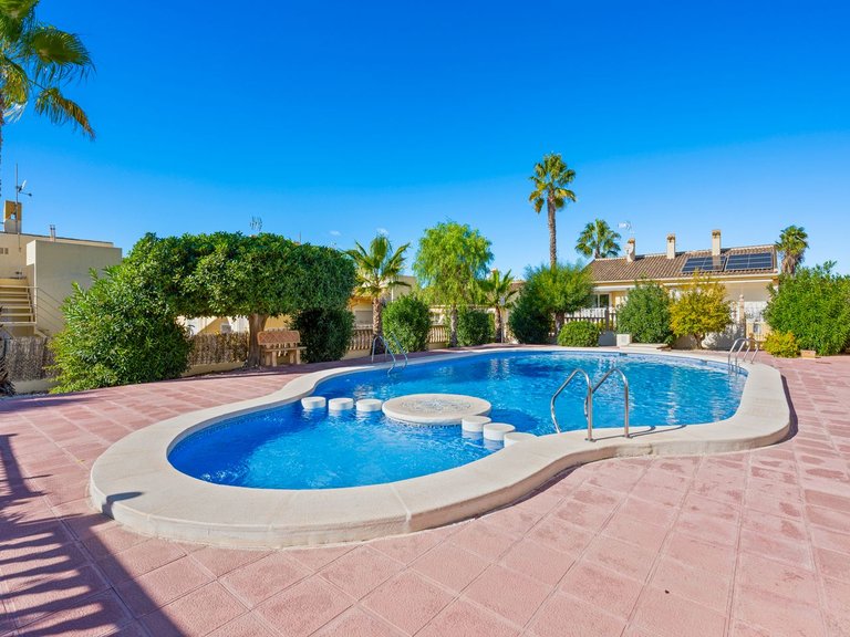 Town House for Sale in Benimar, Benijófar, Alicante 4