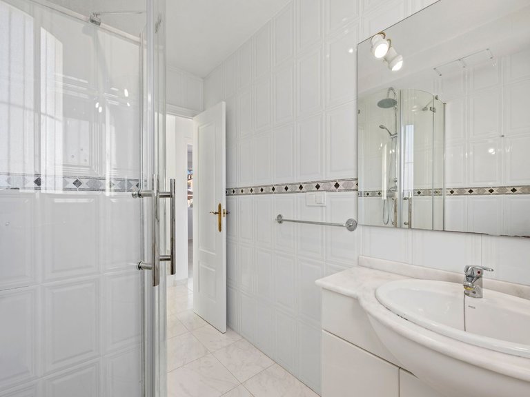 Town House for Sale in Benimar, Benijófar, Alicante 32