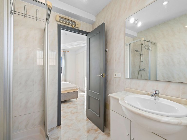 Villa for Sale in Benimar, Benijófar, Alicante 29