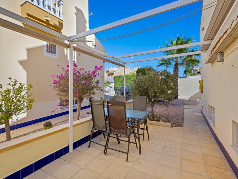 Town House for Sale in Benimar, Benijófar, Alicante 10