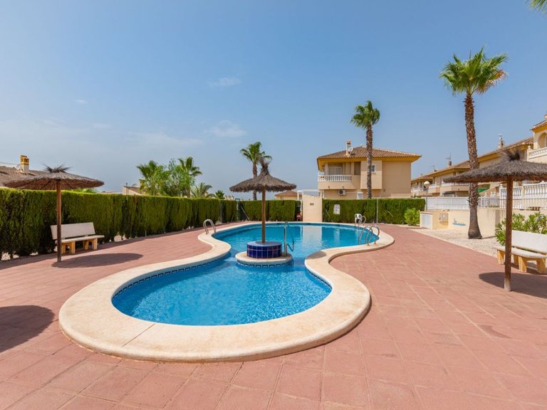 Town House for Sale in Benimar, Benijófar, Alicante 18