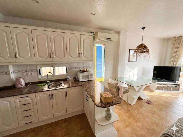 Town House for Sale in Benimar, Benijófar, Alicante 5