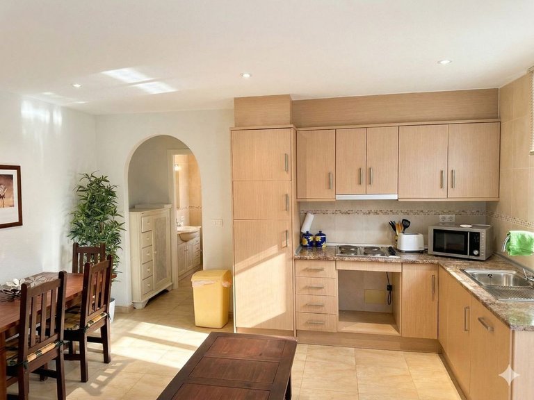 Town House for Sale in Benimar, Benijófar, Alicante 11