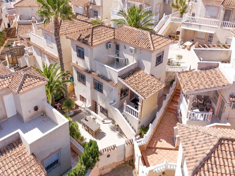 Villa for Sale in La Marquesa Golf, Rojales, Alicante 5