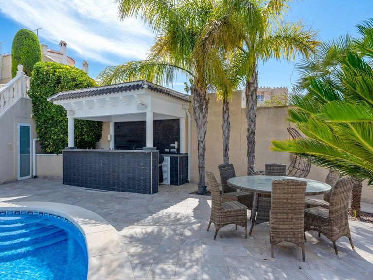 Villa for Sale in La Marquesa Golf, Rojales, Alicante 13