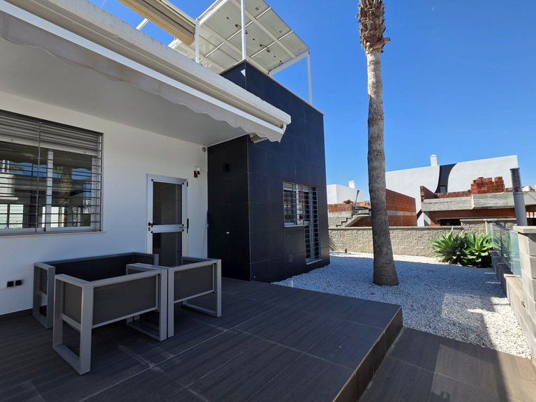 Villa for Sale in Pueblo Bravo, Rojales, Alicante 3
