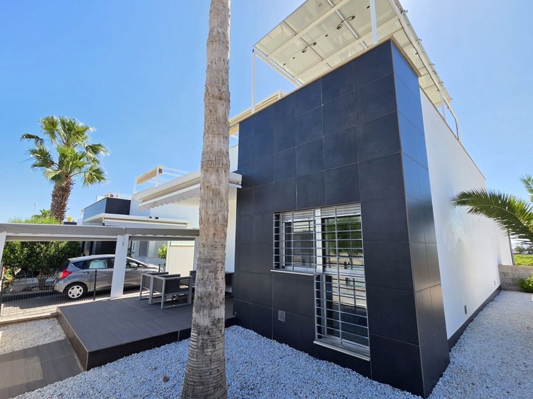 Villa for Sale in Pueblo Bravo, Rojales, Alicante 5