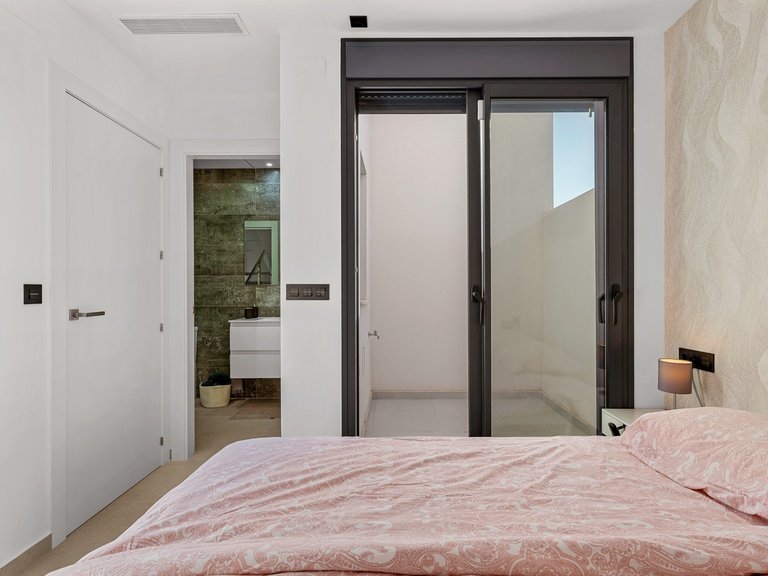 Villa for Sale in Costa Blanca Ciudad Quesada, Alicante 9