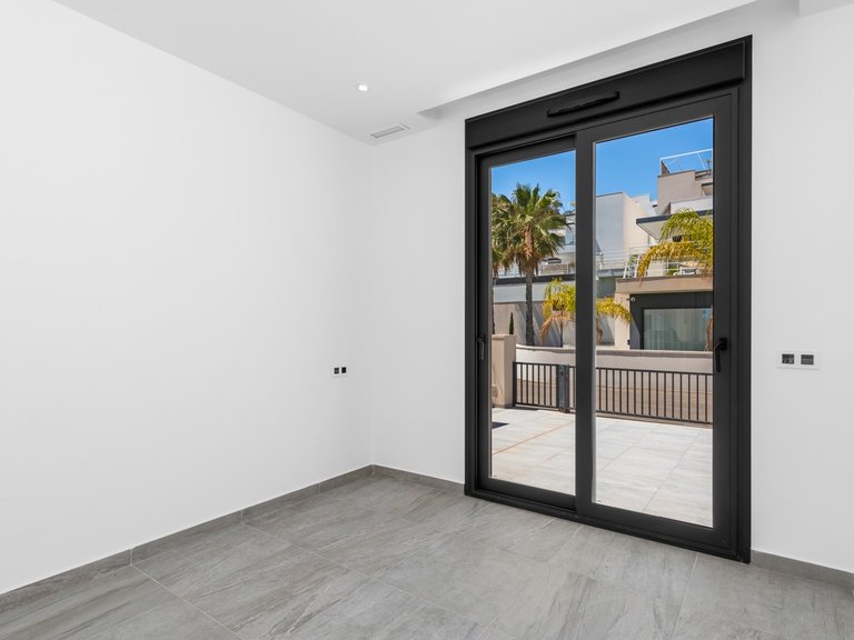 Villa for Sale in Inland San Miguel De Salinas, Alicante 23