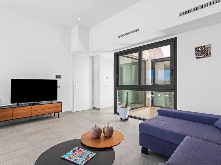 Villa for Sale in Inland San Miguel De Salinas, Alicante 11