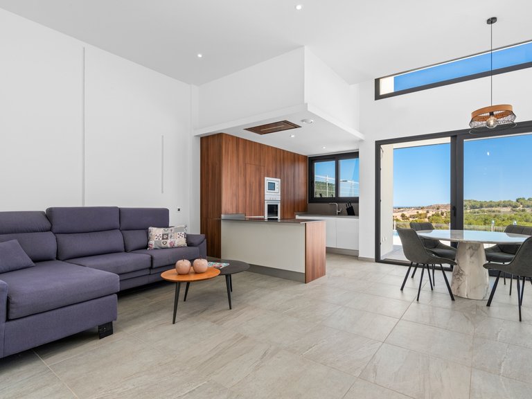 Villa for Sale in Inland San Miguel De Salinas, Alicante 3