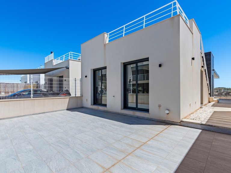 Villa for Sale in Inland San Miguel De Salinas, Alicante 5