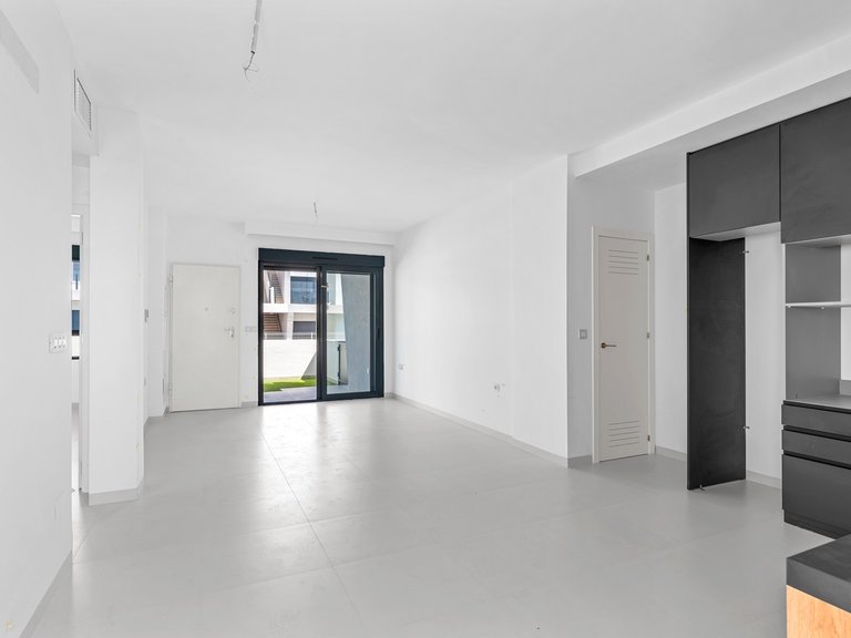 Apartment for Sale in San Miguel De Salinas, Alicante 9