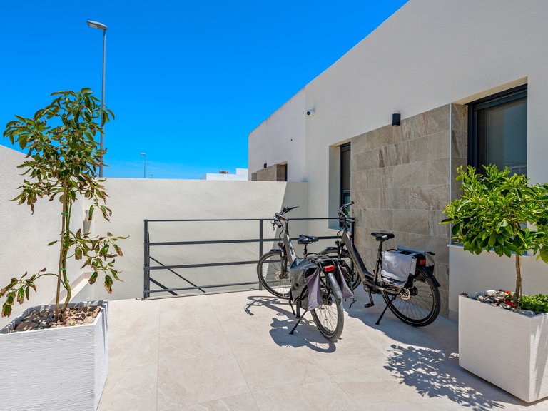 Apartment for Sale in Costa Blanca Daya Nueva, Alicante 31