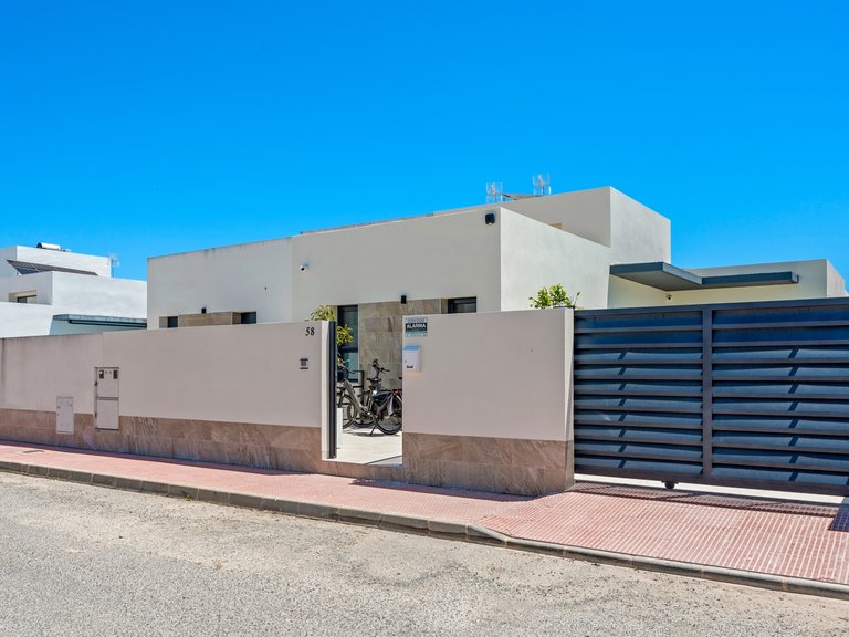 Apartment for Sale in Costa Blanca Daya Nueva, Alicante 33