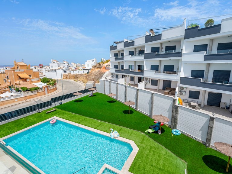 Apartment for Sale in Torrevieja, Alicante 37