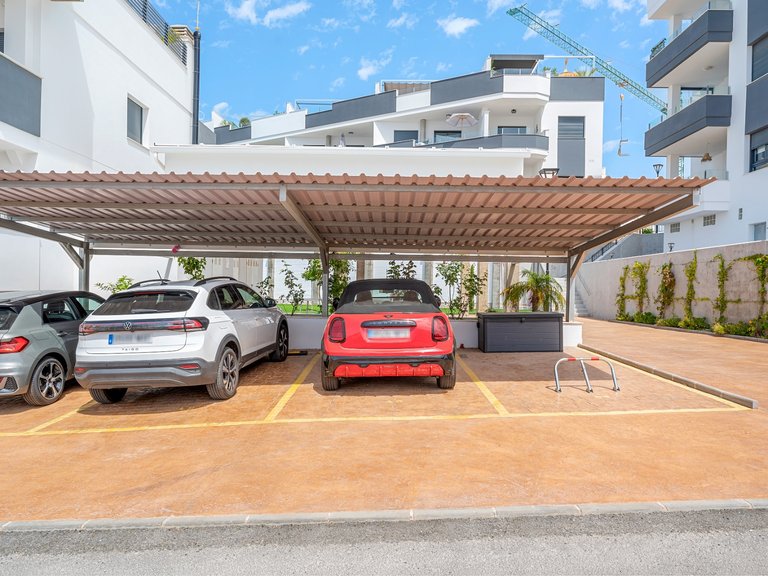 Apartment for Sale in Torrevieja, Alicante 32