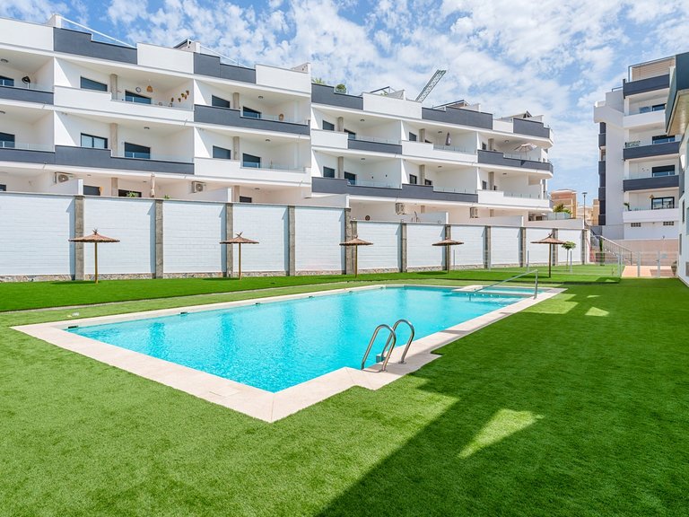Apartment for Sale in San Miguel De Salinas, Alicante 28