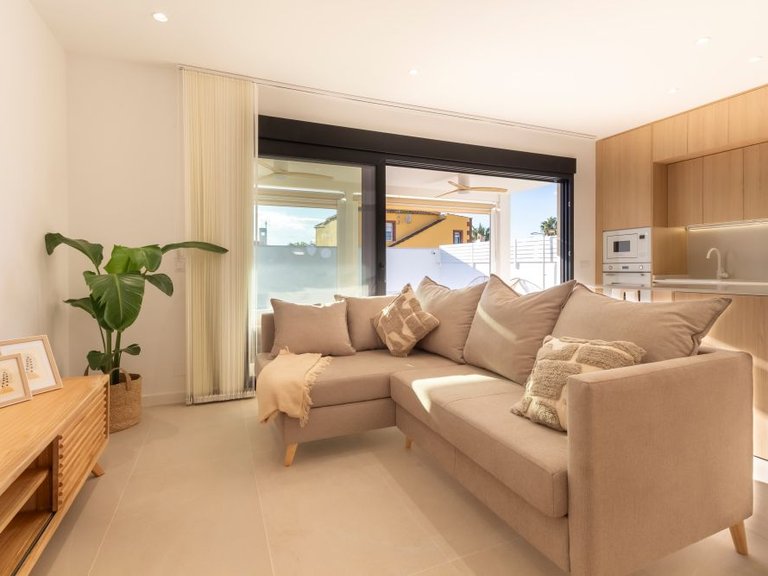 Villa for Sale in Costa Blanca Torrevieja, Alicante 11