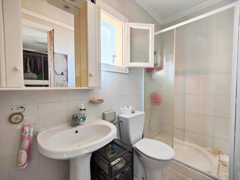 Villa for Sale in San Miguel De Salinas, Alicante 37