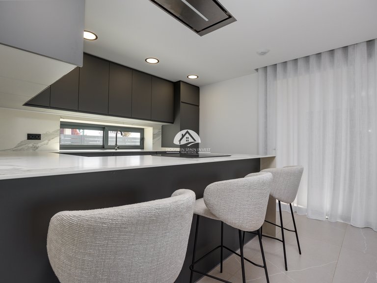 Villa for Sale in A. All New Build Torrevieja, Alicante 10