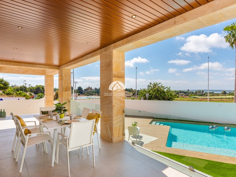 Villa for Sale in Ciudad Quesada Rojales - Ciudad Quesada, Alicante 14