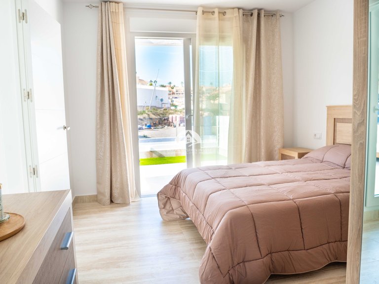 Villa for Sale in Ciudad Quesada Rojales - Ciudad Quesada, Alicante 28