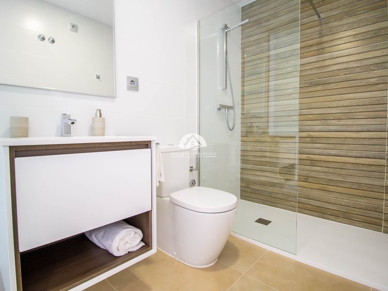 Apartment for Sale in Vistabella Vistabella Golf, Alicante 10