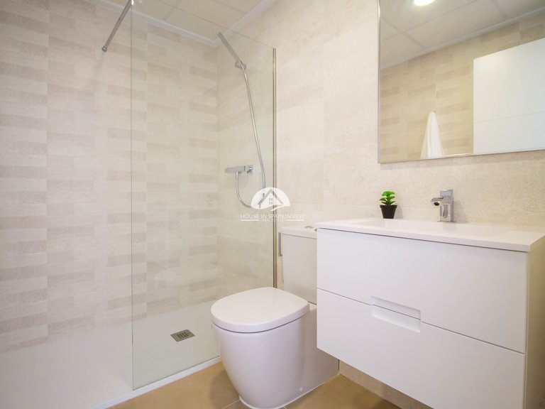 Apartment for Sale in Vistabella Vistabella Golf, Alicante 15