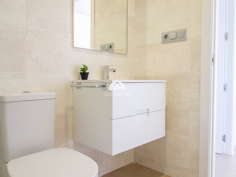 Apartment for Sale in Vistabella Vistabella Golf, Alicante 17