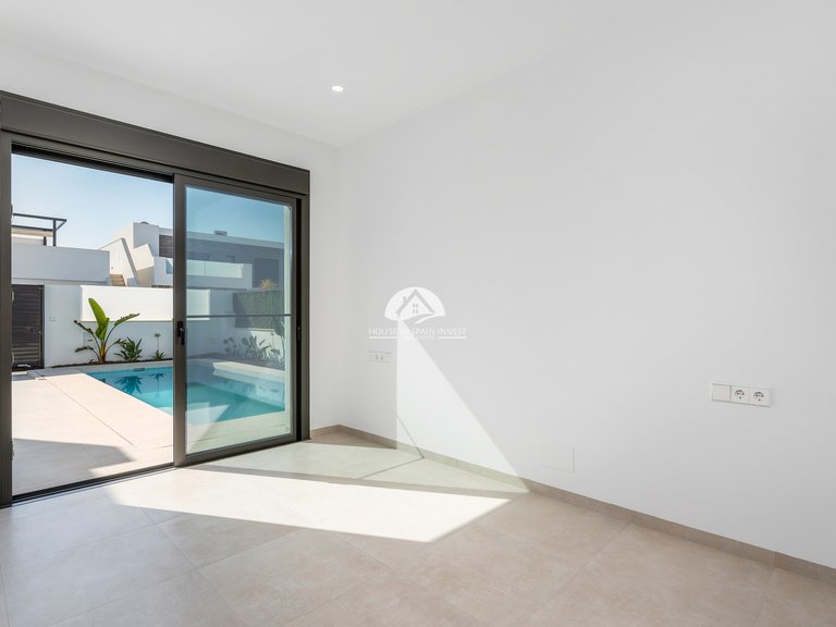 Villa for Sale in Los Alcázares Murcia, Murcia 43