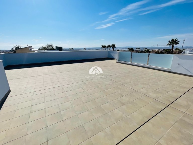 Villa for Sale in Torrevieja Torrevieja, Alicante 9