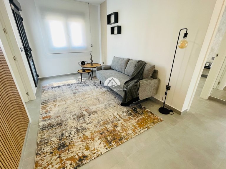 Villa for Sale in Torrevieja Torrevieja, Alicante 12
