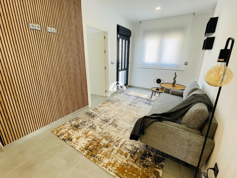 Villa for Sale in Torrevieja Torrevieja, Alicante 16