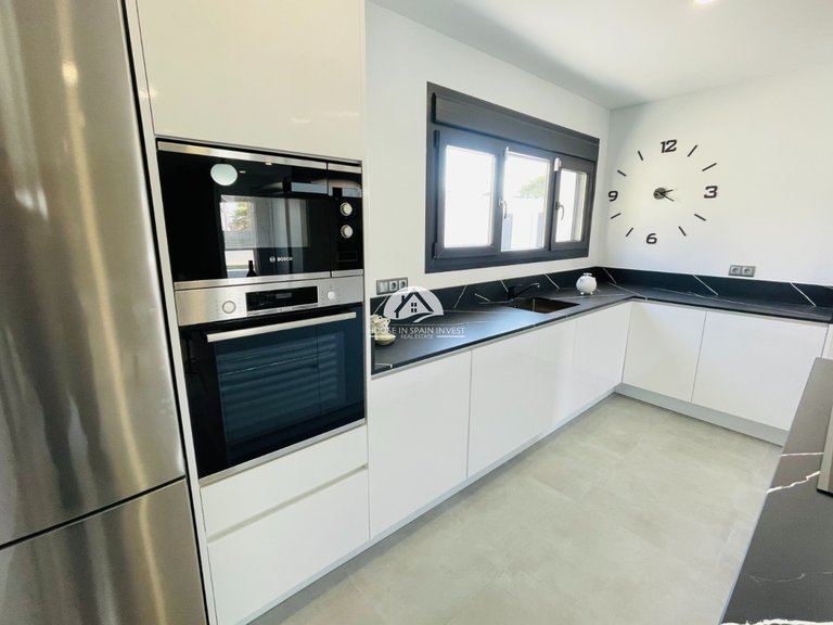 Villa for Sale in Torrevieja Torrevieja, Alicante 20