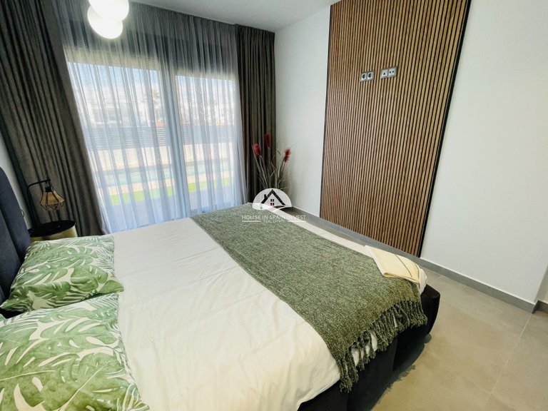 Villa for Sale in Torrevieja Torrevieja, Alicante 23