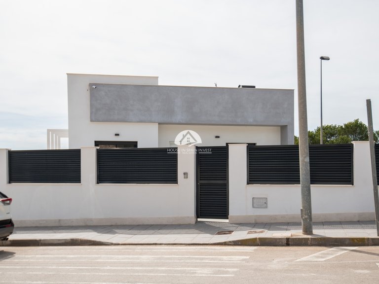 Villa for Sale in Pinar de Campoverde Pilar De La Horadada, Alicante 7