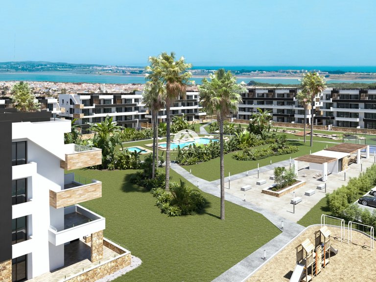Apartment for Sale in Torrevieja Torrevieja, Alicante 1