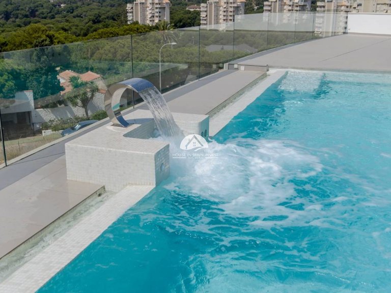 Villa for Sale in Dehesa de campoamor Orihuela Costa, Alicante 9