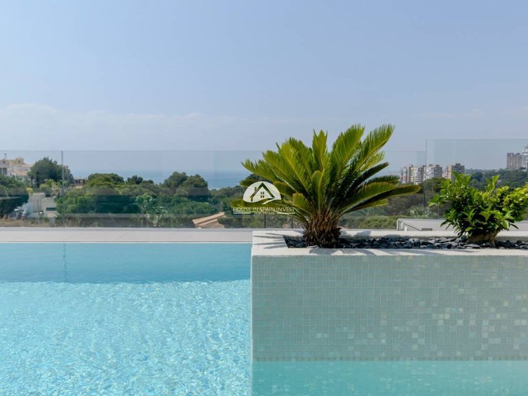 Villa for Sale in Dehesa de campoamor Orihuela Costa, Alicante 10