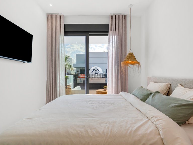 Town House for Sale in Dolores Dolores, Alicante 28