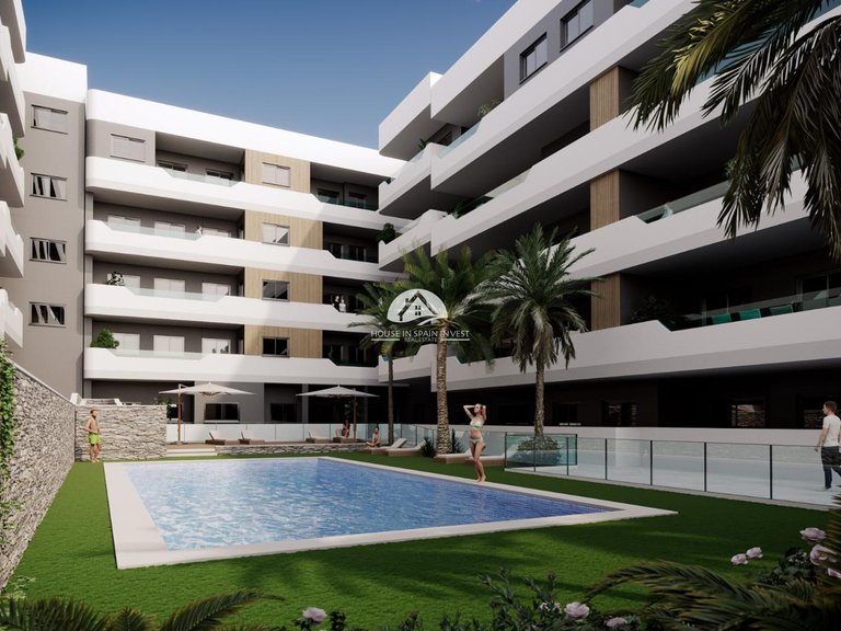Apartment for Sale in Santa Pola Santa Pola, Alicante 2