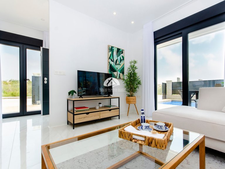 Villa for Sale in Vistabella Vistabella Golf, Alicante 18