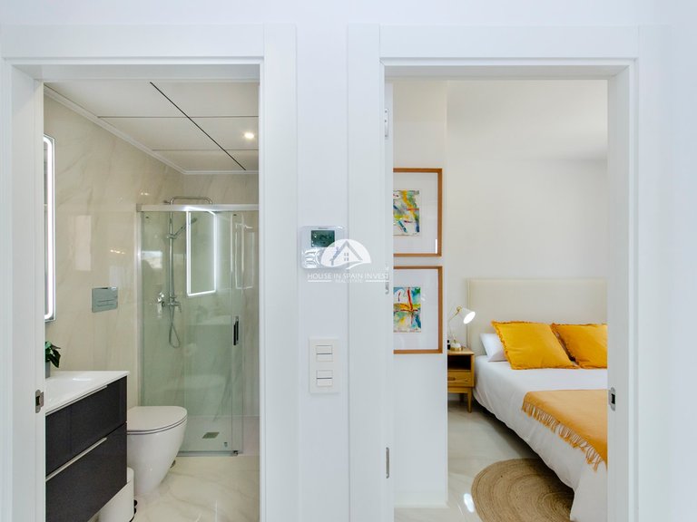 Villa for Sale in Vistabella Vistabella Golf, Alicante 39