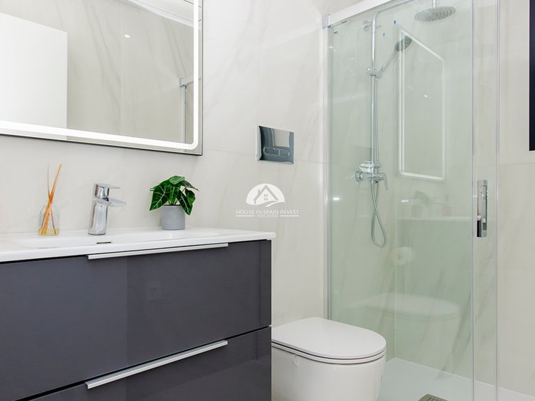 Villa for Sale in Vistabella Vistabella Golf, Alicante 43