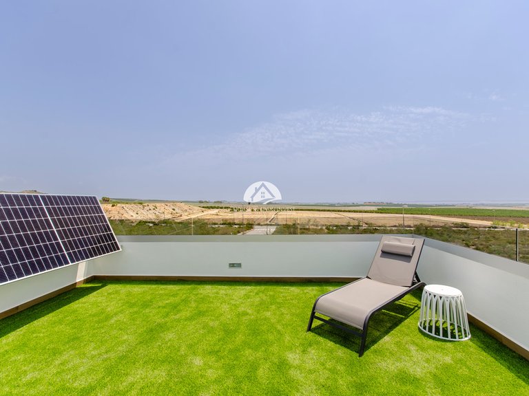 Villa for Sale in Vistabella Vistabella Golf, Alicante 2